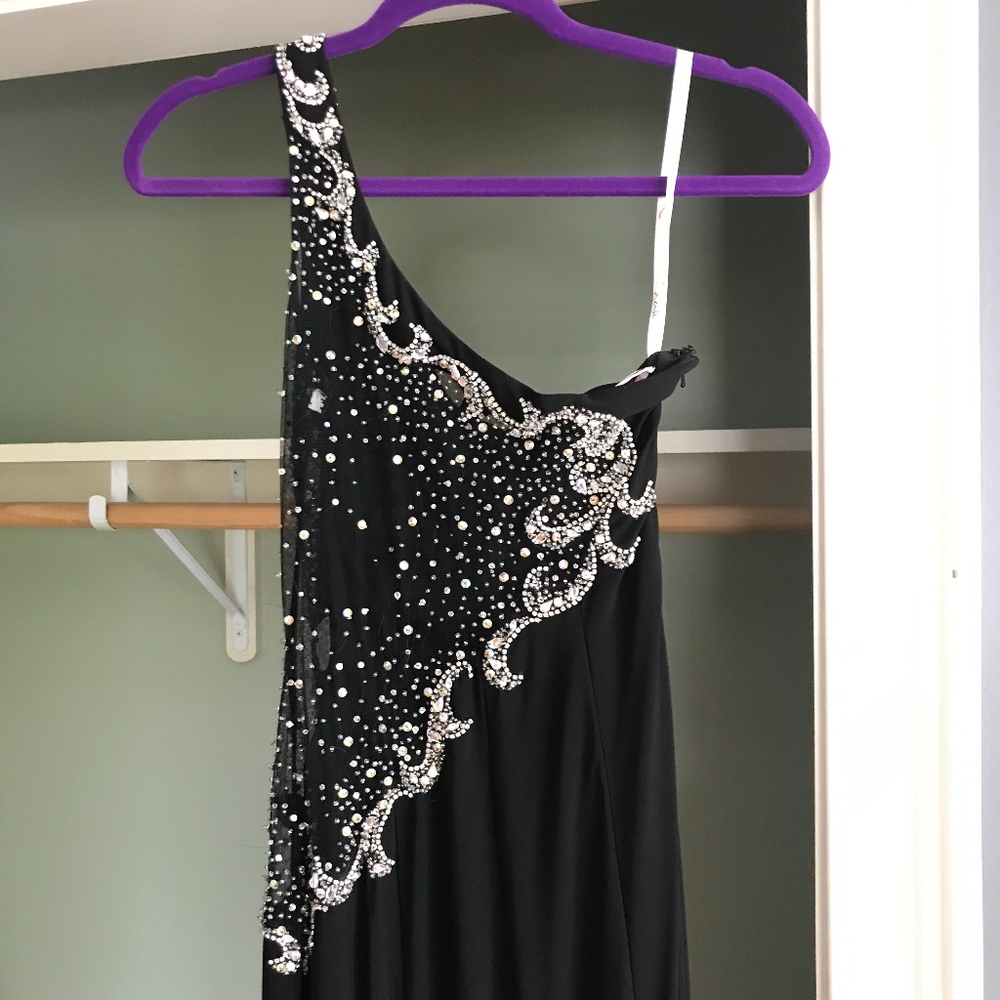Prom Dress - Picture 3 of 5